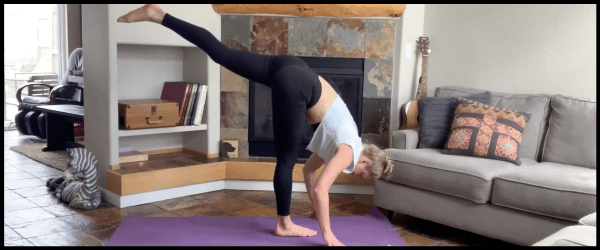 knee pain and yoga at home